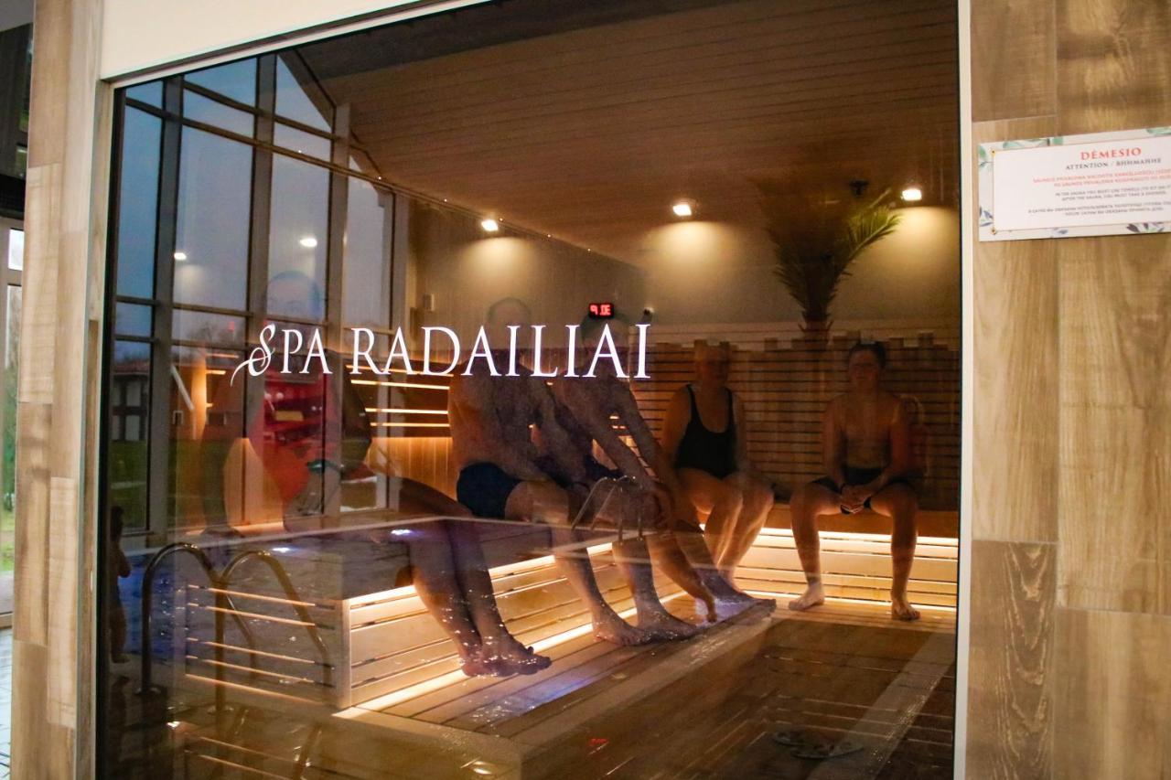 Radailiu Dvaras - Dinosaur Park Radailiai Exterior photo